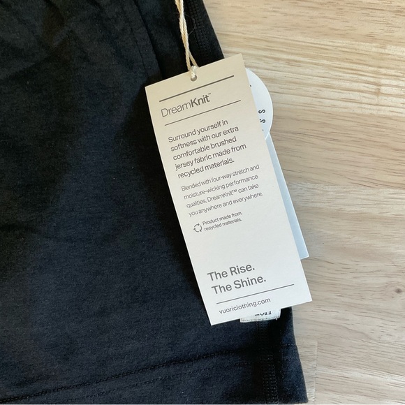 Women’s Vuori Halo Performance Shorts ~ Size Medium ~ NWT - Picture 4 of 8